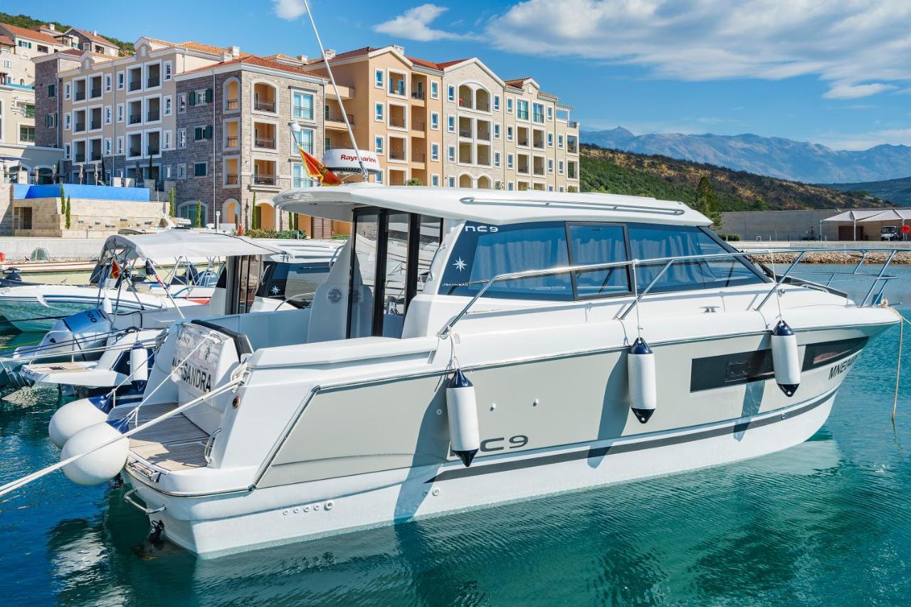 Lustica Marina Апартаменты Тиват
